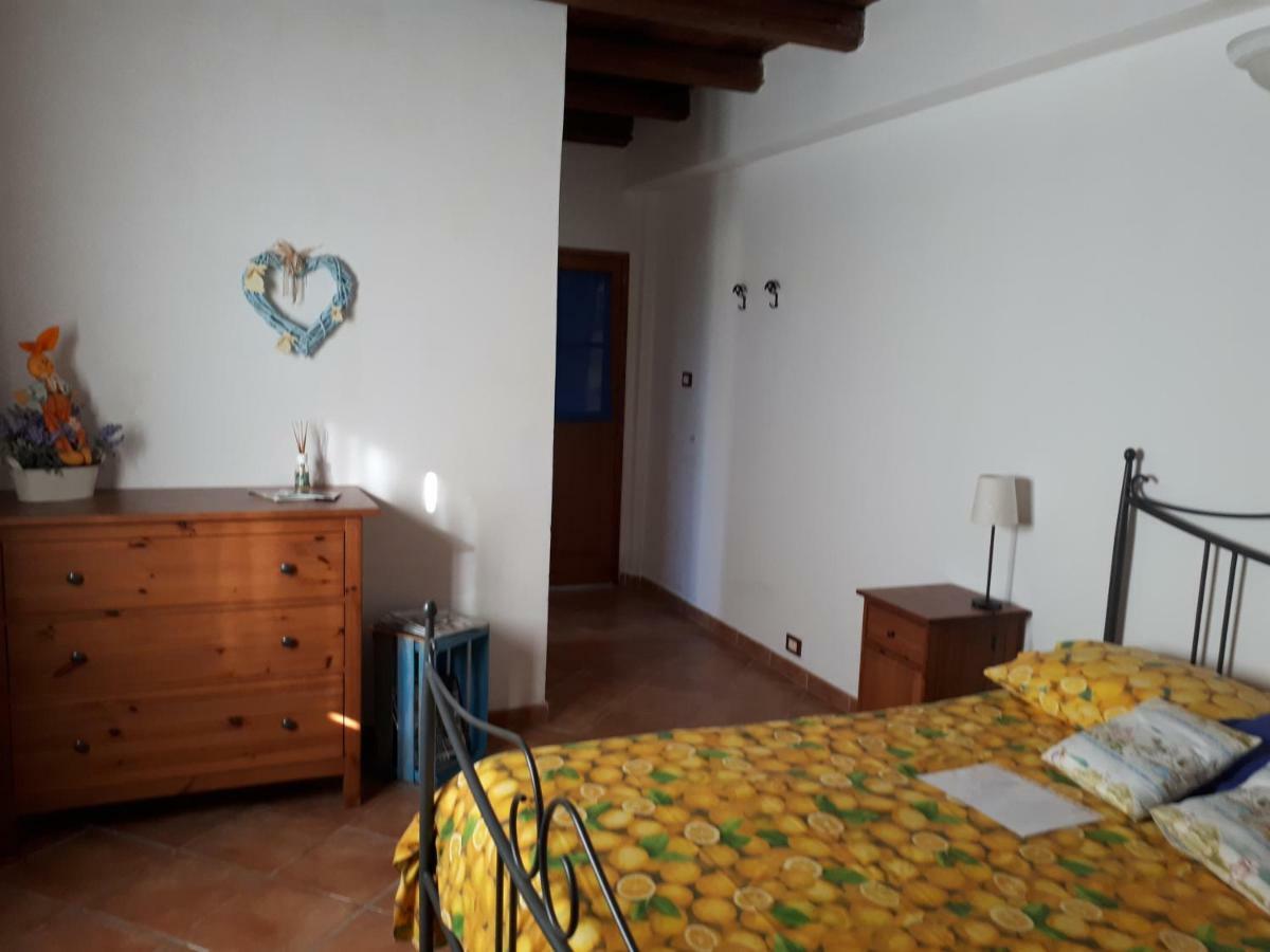 メーレ Agriturismo Grillaヴィラ エクステリア 写真