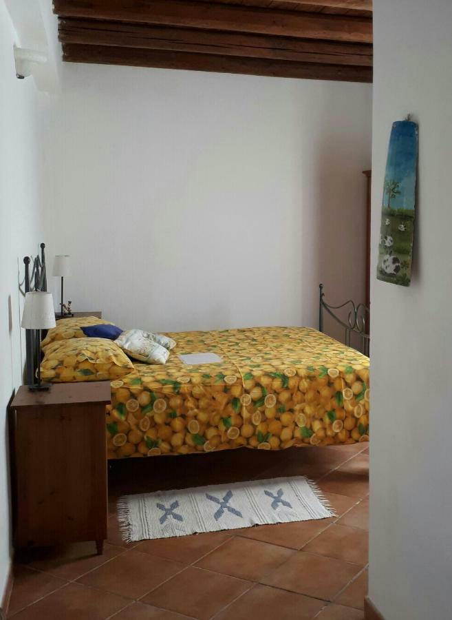 メーレ Agriturismo Grillaヴィラ エクステリア 写真