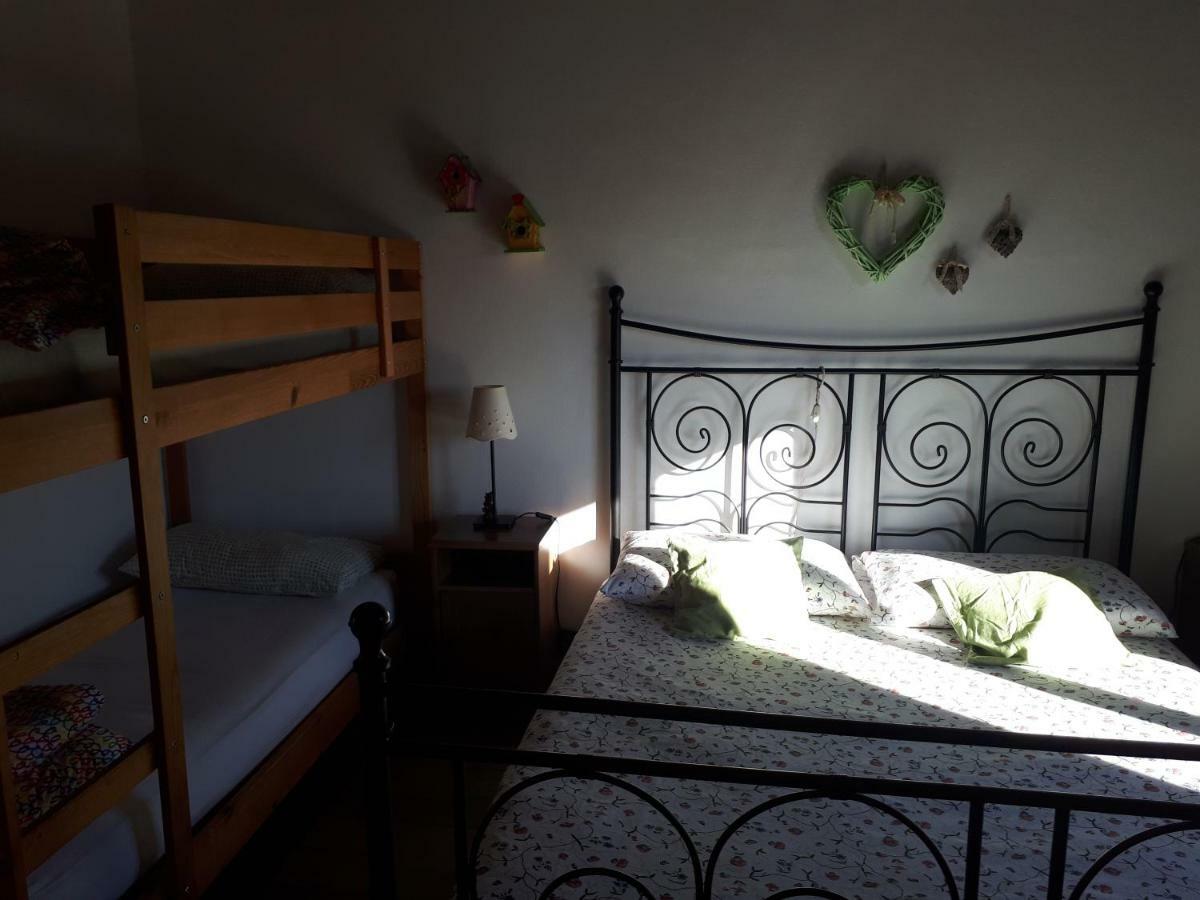 メーレ Agriturismo Grillaヴィラ エクステリア 写真